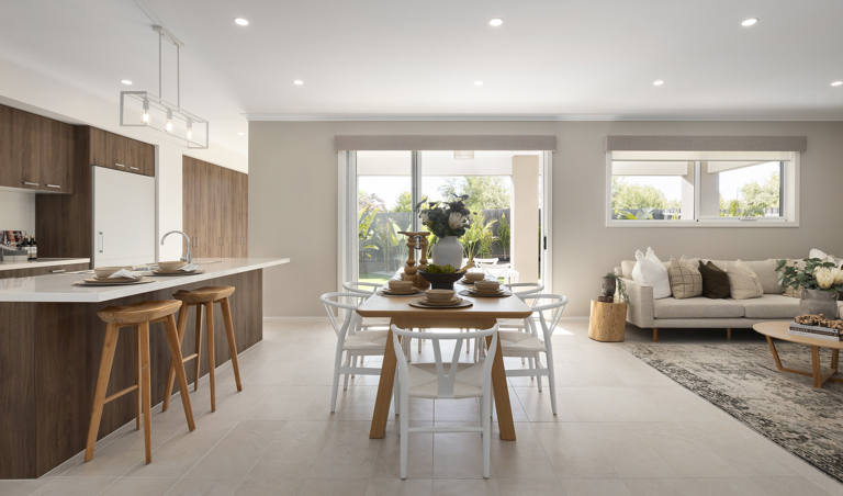 EHBG2734 D Six Heros 002