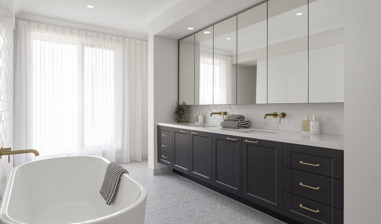 EHBG2436 Lavell Heroes 072