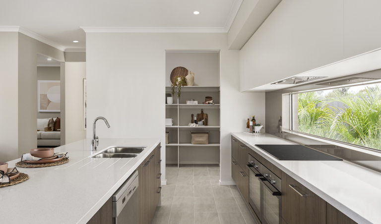 UEBG609419 D FIVE.2 Heroes 025