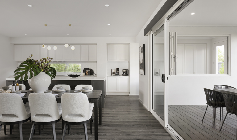 EHBG2436 Lavell Heroes 038