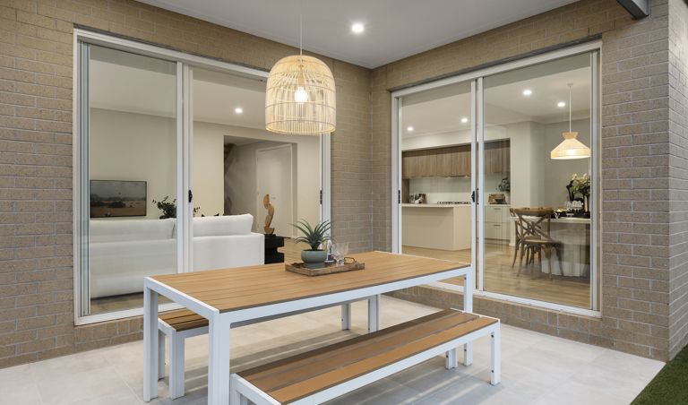 EHBG2389 D Five Heroes 065