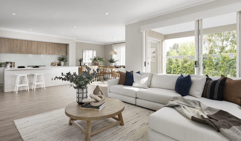 EHBG2389 D Five Heroes 018